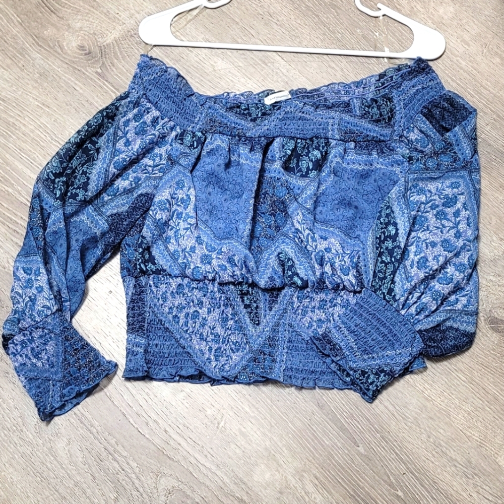 American Eagle Blue Flower Shirt Blouse Size Medium
